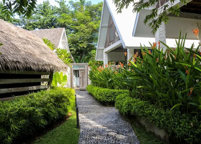 Bed & Breakfast Chanteak Bali - White House 2 Jimbaran