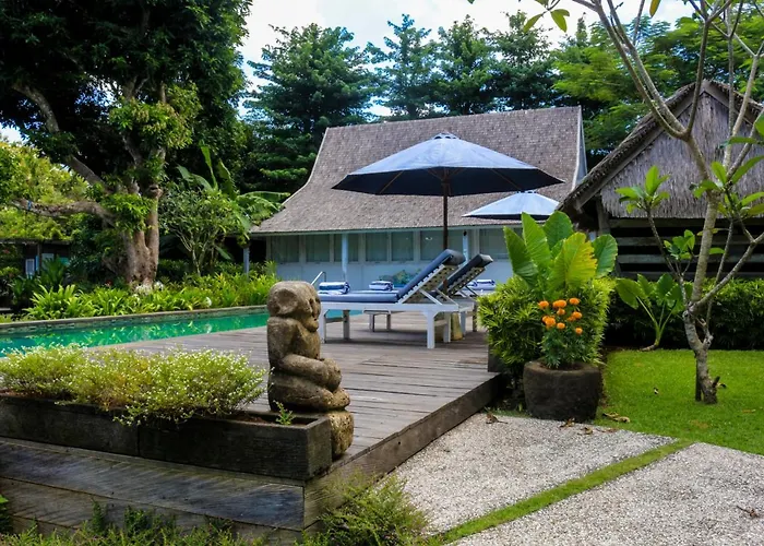 Bed & Breakfast Chanteak Bali - White House 2 *