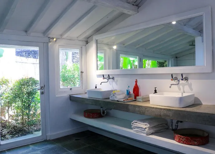 Chanteak Bali - White House 2